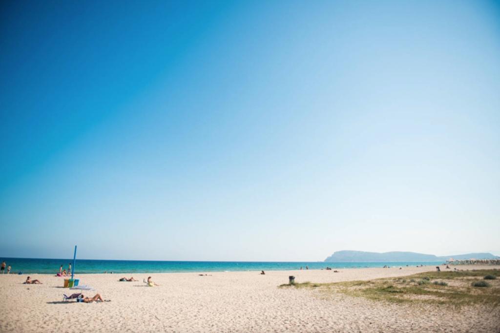 Poetto Beach Apartment Quartu SantʼElena Exterior foto